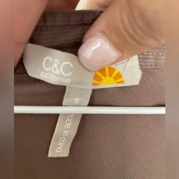 Women's C&C California Tunic Top Sz. S - Picture 3 of 3